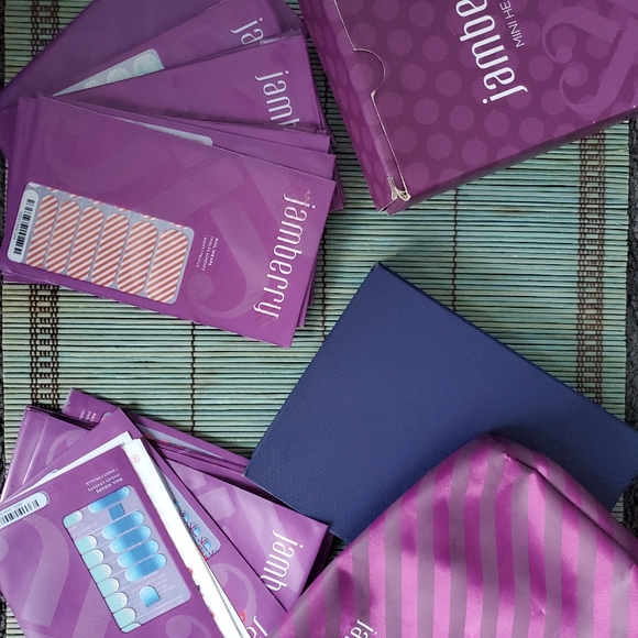 Lot of Jamberry nail wraps, mini heater, and bag - Picture 11 of 13